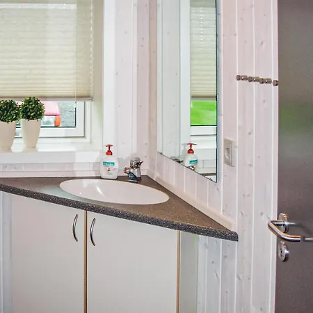 4 Bedroom Awesome In * Karby